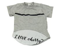 Sivo-čierno-biele tričko s nápisom