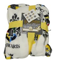 Nové - Biela plyšová deka s erby - Harry Potter Primark