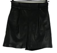 Dámske čierne koženkové kraťasy F&F