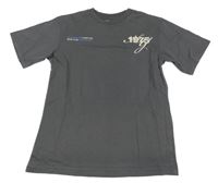 Sivé tričko s nápisom Zara