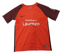 Červeno-černé fotbalové tričko a nápisem a logem Nike