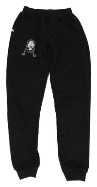 Čierne tepláky s Wednesday