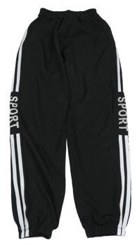 Čierne šušťákové športové cuff nohavice s prúžkami