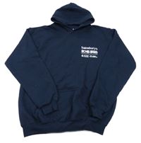 Tmavomodrá mikina s nápismi a vreckom a kapucňou GILDAN