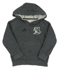 Tmavošedá melírovaná mikina s fotbalistou a kapsou a kapucí Adidas