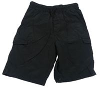 Čierne plátenné cargo kraťasy Matalan