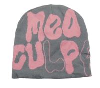 Šedá pletená čepice s růžovým nápisem 