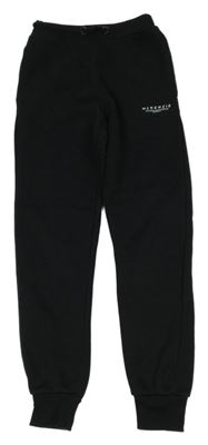 Čierne tepláky s logom MCKENZIE