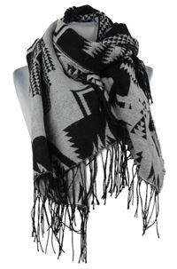 Dámská černo-šedá vzorovaná šála s třásněmi
