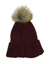 Mahagónovoá rebrovaná čapica s brmbolcom PRIMARK