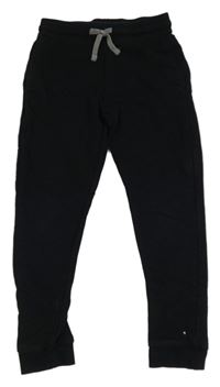 Černé tepláky Kiabi