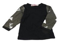 Černo-tmavošedé triko s jeleny