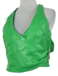 Dámský zelený koženkový crop top PrettyLittle Thing