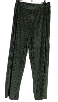 Dámske tmavosivé prúžkované zamatové voľné é nohavice F&F