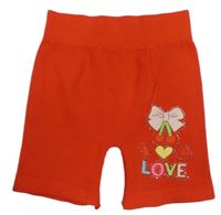 Čierne rebrované kraťasy s potlačou a kamienkami