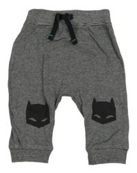 Bílo-černé pruhované tepláky - Batman George