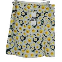 Nové - Dámská bílo-černá květovaná sukně George 