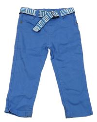 Chrpově modré rifle s opaskom so cute