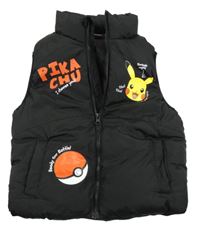 Černá šusťáková zateplená vesta s Pikachu PRIMARK