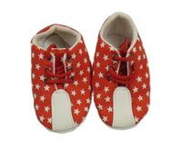 Červené cápačky s hvězdičkami vel. 19