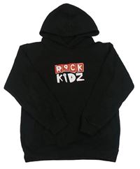 Čierna mikina s nápisom a kapucňou