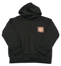 Čierna mikina so smajlíkom a kapucňou