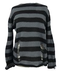 Dámský šedo-černý pruhovaný svetr s průstřihy 