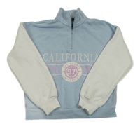 Světlemodro-bílá mikina s potiskem George