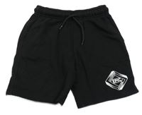 Černé teplákové kraťasy s potiskem George