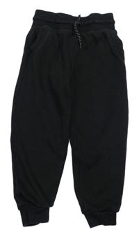 Černé tepláky Primark