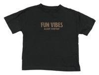 Tmavošedé tričko s nápisem Next