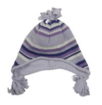 Fialovo-tmavofialovo-bílá pruhovaná čepice 