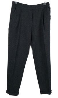 Dámske tmavomodré prúžkované voľné é nohavice s pukmi M&S