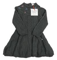 Nové - tmavošedé svetrové šaty s výšivkami květů Nula Bug