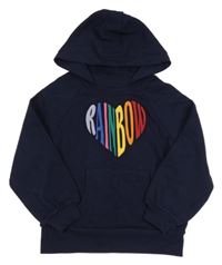 Tmavomodrá mikina se srdíčkem z nápisu a kapsou a kapucí Next