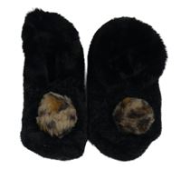 Čierne chlpaté domáceé papučky s bambulí vel.