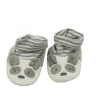 Nové - bílo-šedé plyšové capáčky s medvědy Dunnes 