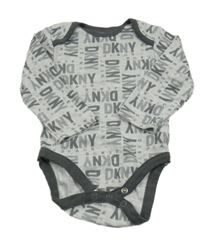 Šedé body s logem DKNY