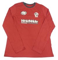 Červené tričko s nápismi George