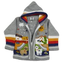 Sivý melírovaný pletený prepínaci sveter so zvieratkami a slniečkom a pruhmi a kapucňou