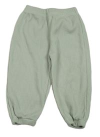 Svetlozelené rebrované tepláky