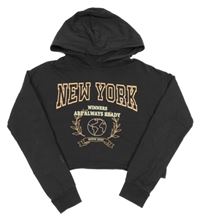 Antracitová ľahká crop mikina s nápisom a kapucňou Destination