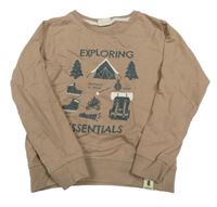 Hnědé mikinotriko s obrázky a nápisem 