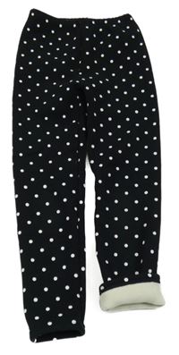 Černé puntíkaté zateplené legíny