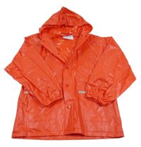 Červená pláštěnka s kapucí