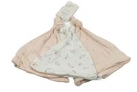 Nové - 3x bavlněná čepice - bílá květovaná + světlerůžová s králíky + se srdíčky Next