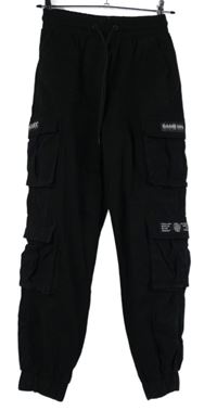 Dámské černé cargo kalhoty s kapsami a nápisy FB Sister 