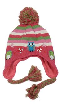 Růžovo-bílo-zelená úpruhovaná čepice se sovou a bambulí