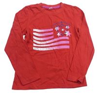 Červené tričko s vlajkou