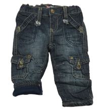 Tmavomodré podšité rifle s kapsami 